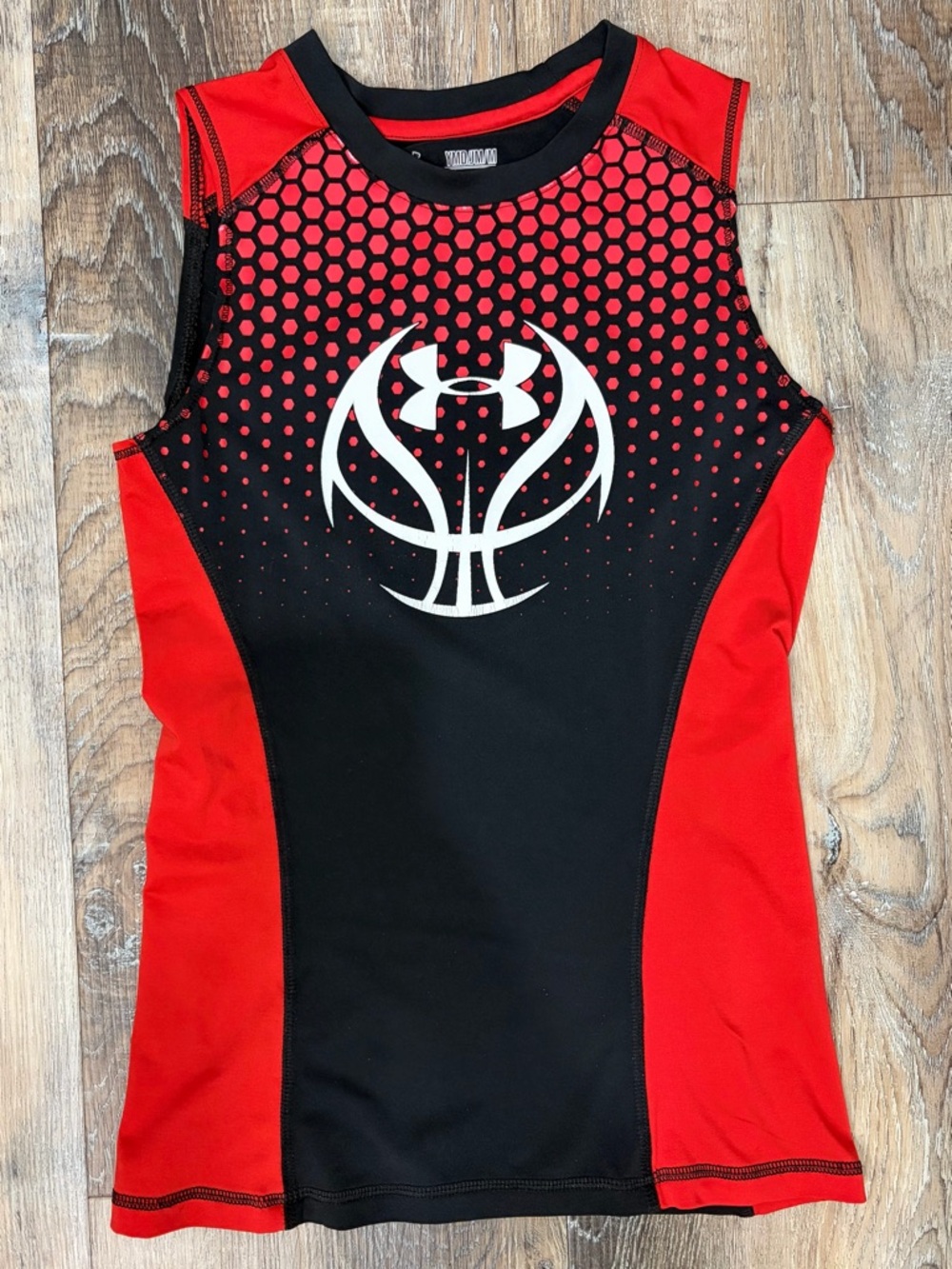 Under Armour Black and Red Athletic Sleeveless Tank, Size Boys Medium